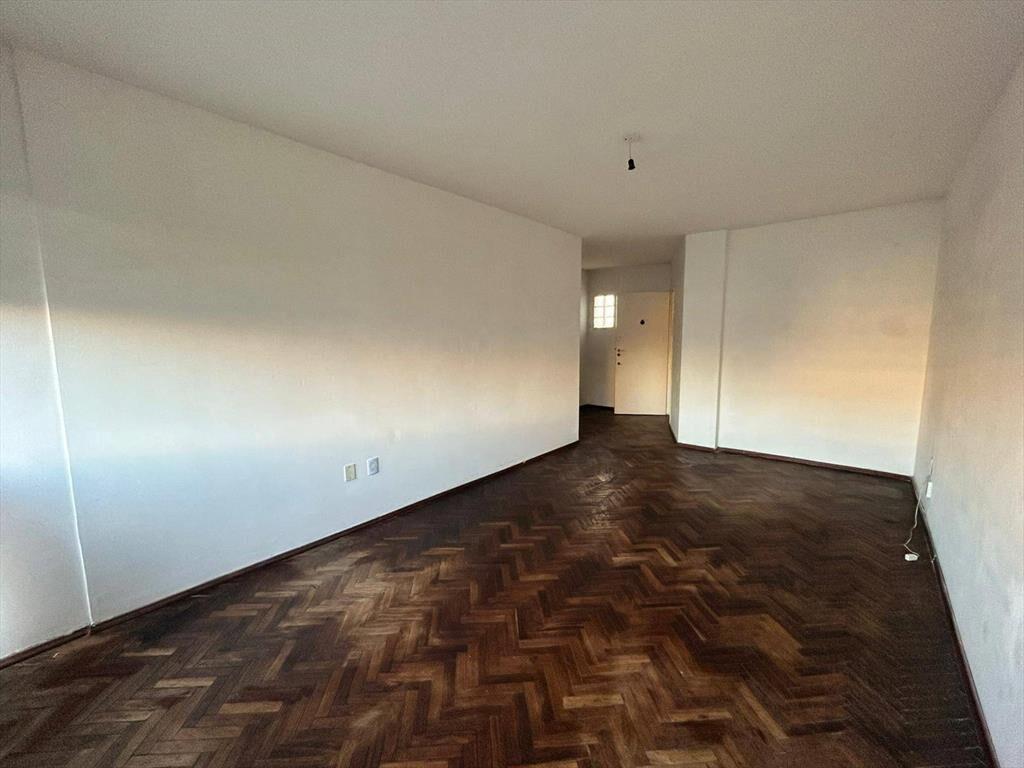 Alquiler de Apartamento en Acevedo Díaz con 3 dormitorios en