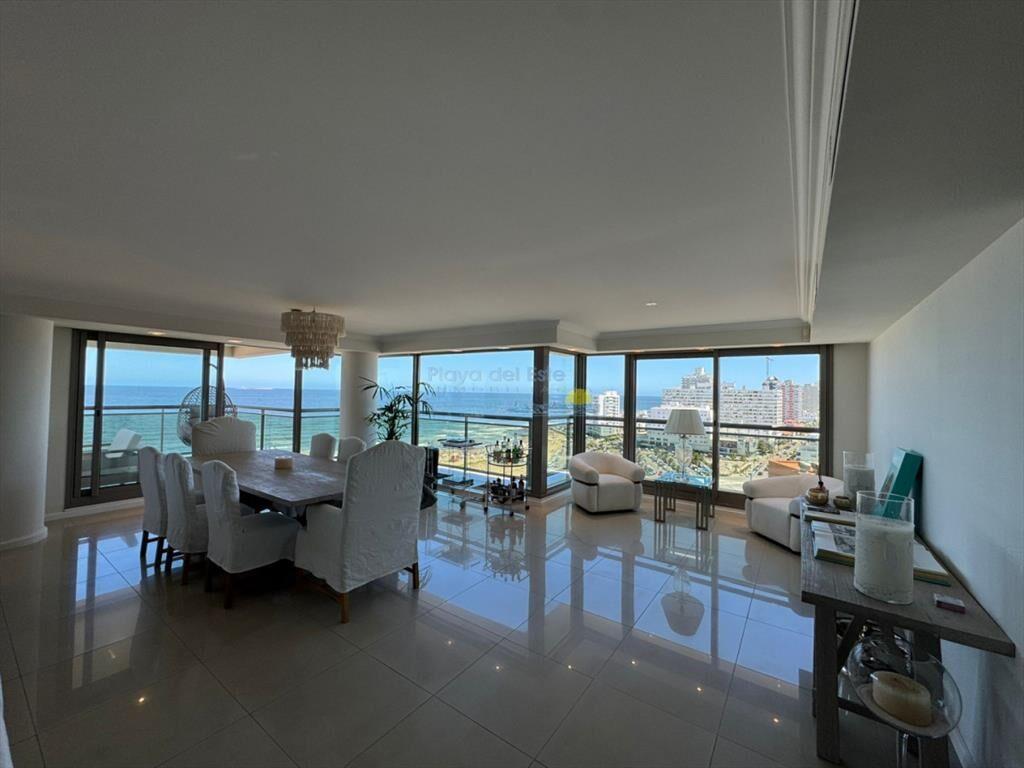 Apartamento en venta de 4 dormitorios en Torre ,