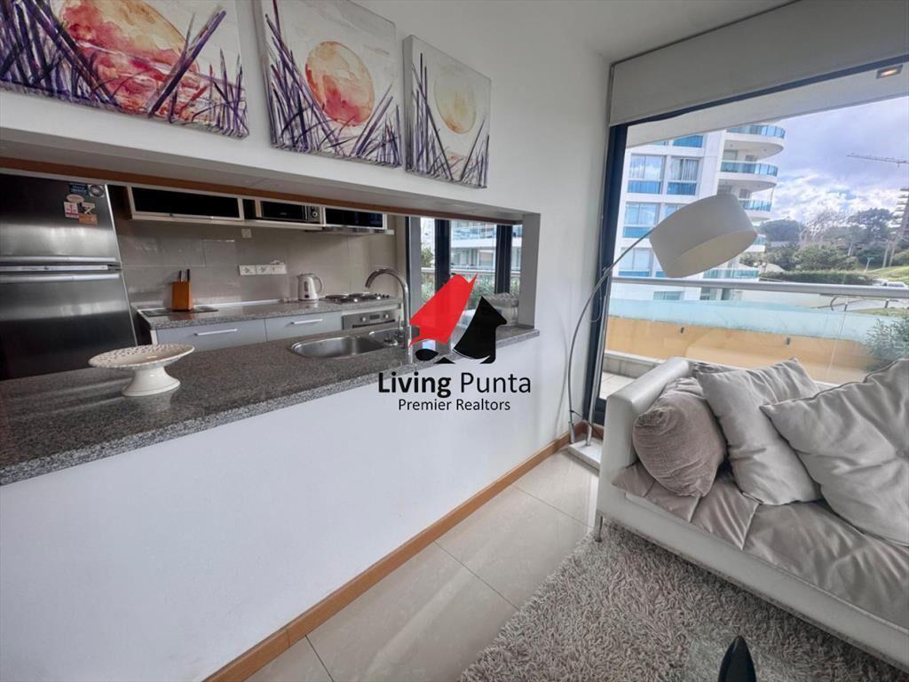 Hermoso apartamento en venta a pasos del mar