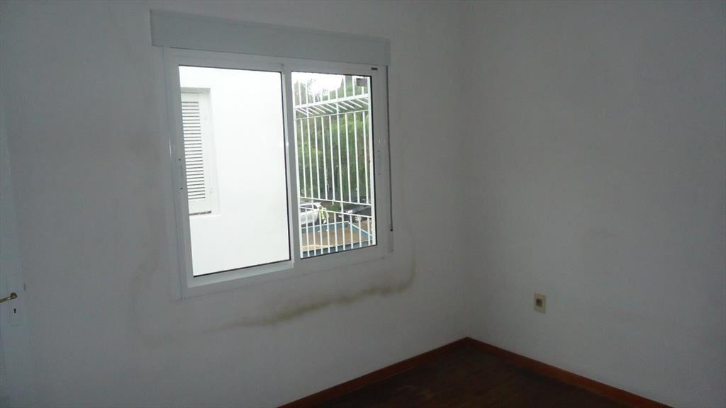 Apartamento, 1 dorm, interior, primer piso por escalera, pr
