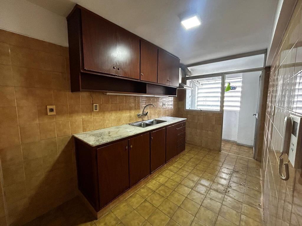 Venta de Apartamento de 3 dormitorios y dos baños en Parque