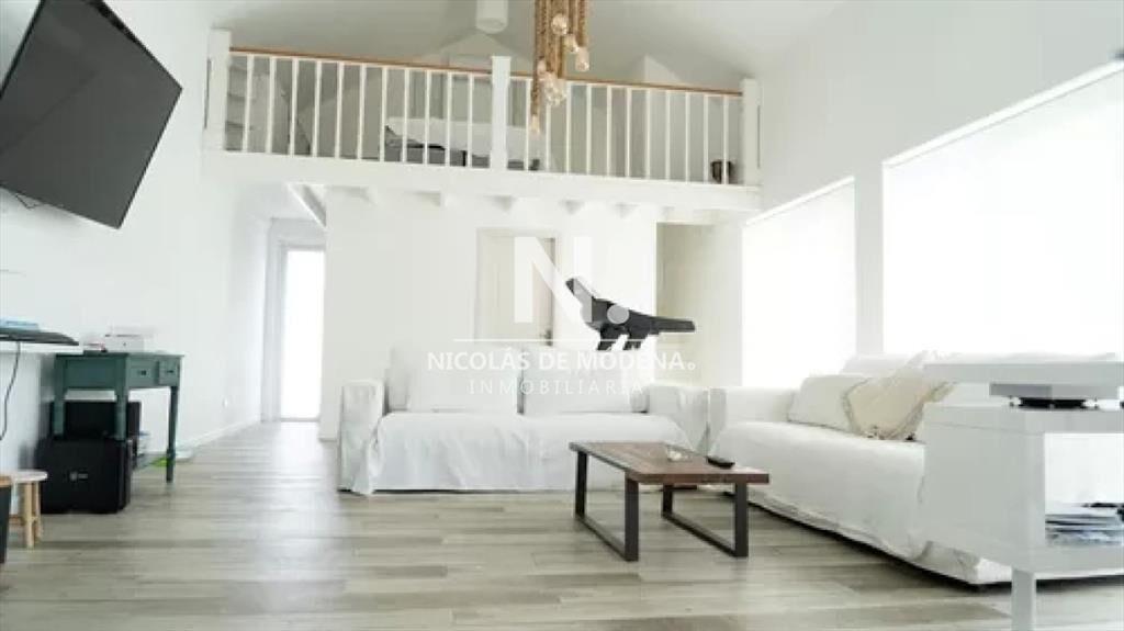 En venta casa de 4 dormitorios en Punta del Este,
