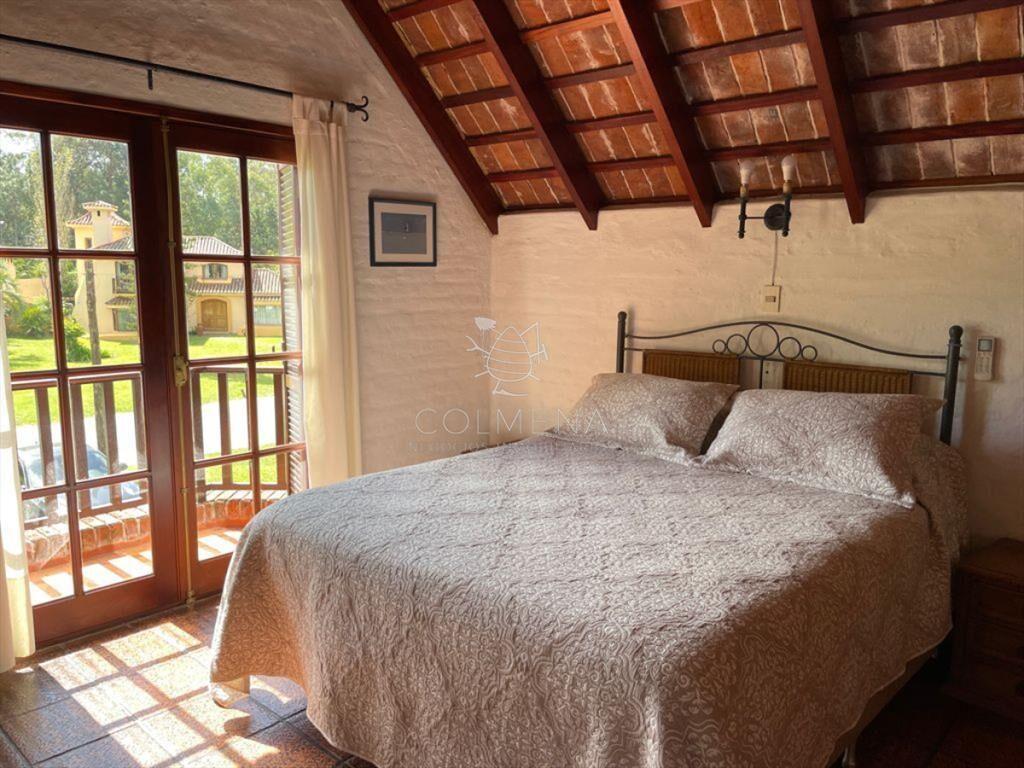 Casa a metros del mar