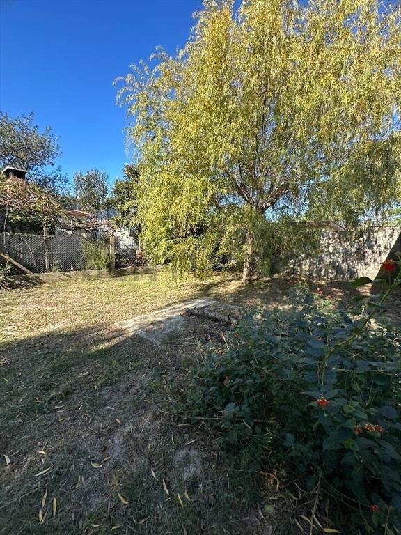 Venta de Terreno 400 m2 en Salinas con galpón de 59 m2, c...
