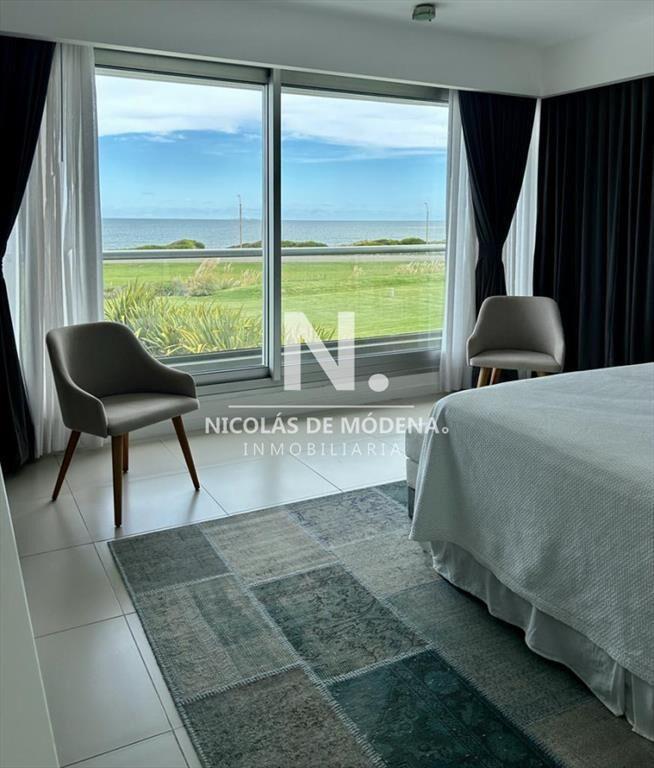 Apartamento de 3 dormitorios en Punta del Este
