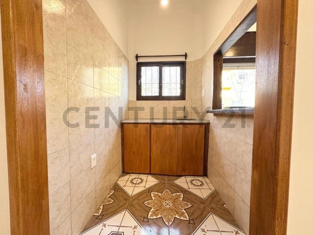 VENTA 2 DORMITORIOS CON RENTA EN BUCEO