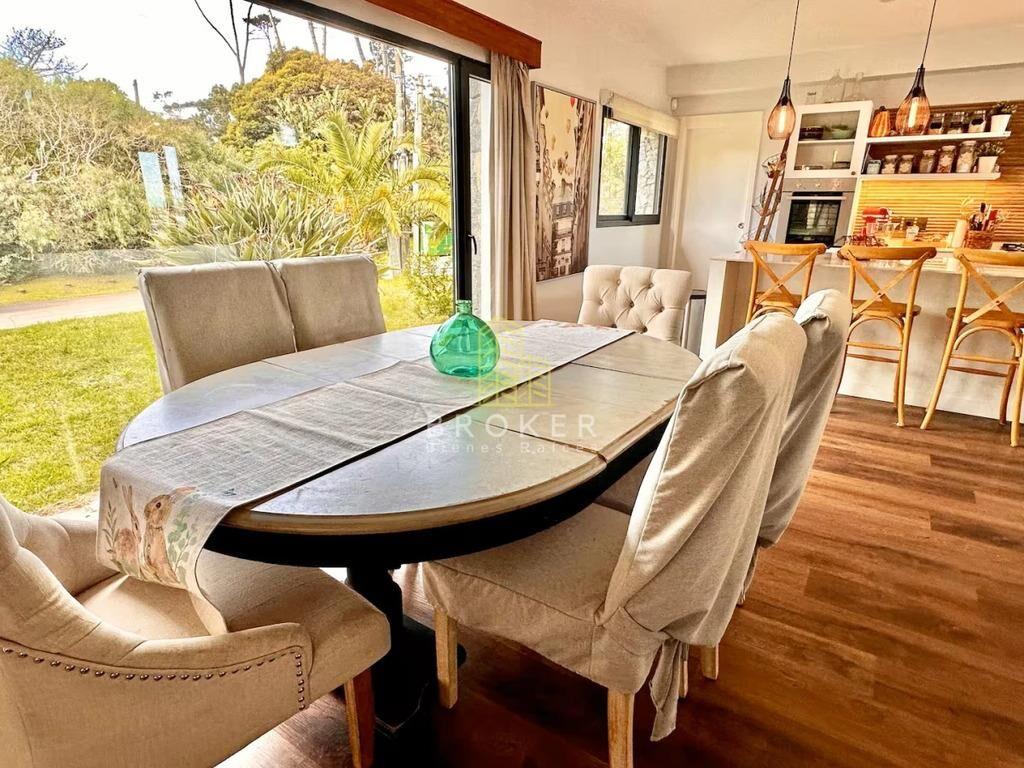 Venta Casa Punta del Este 4 Dormitorios a Pasos