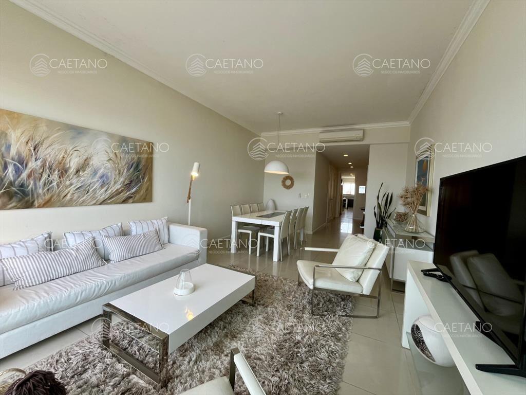 Alquiler apartamento 3 dormitorios PENTHOUSE CENTRAL - IMPE