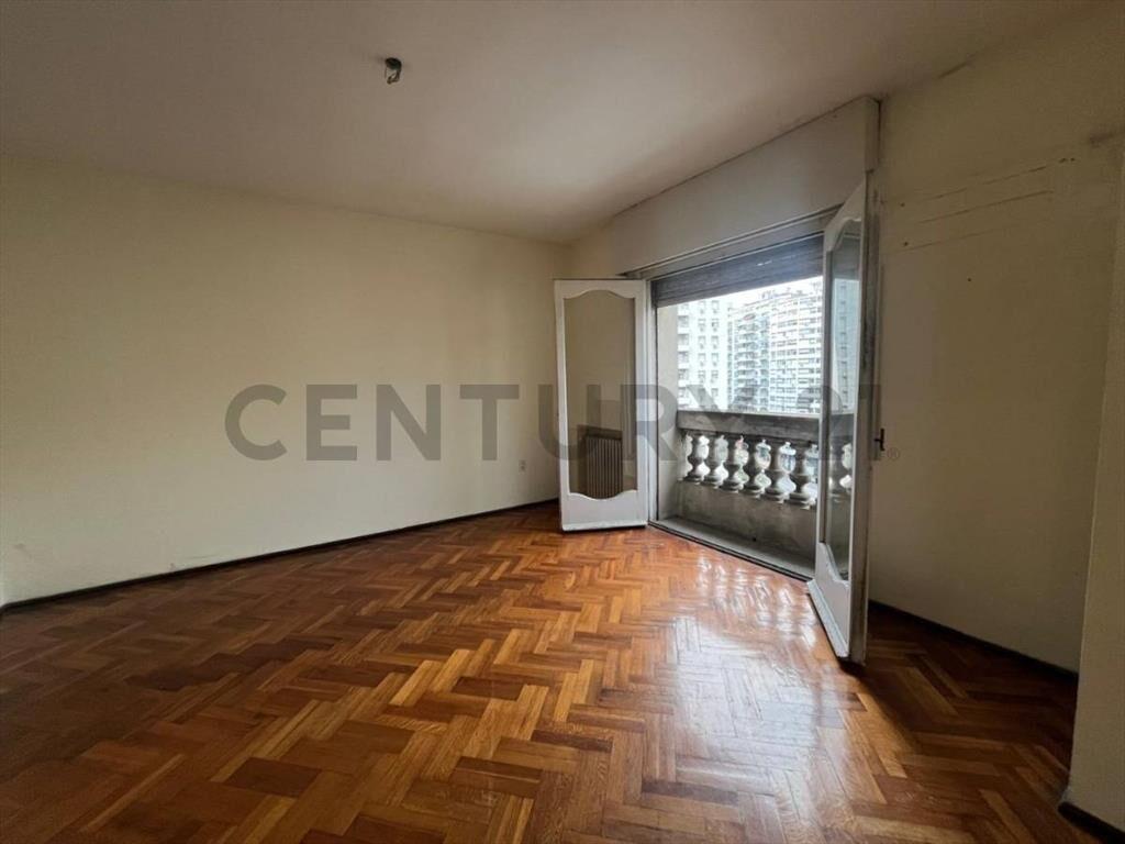 Centro 136m2 | 3 Dormitorios + Servicio | Estufa a Leña |...