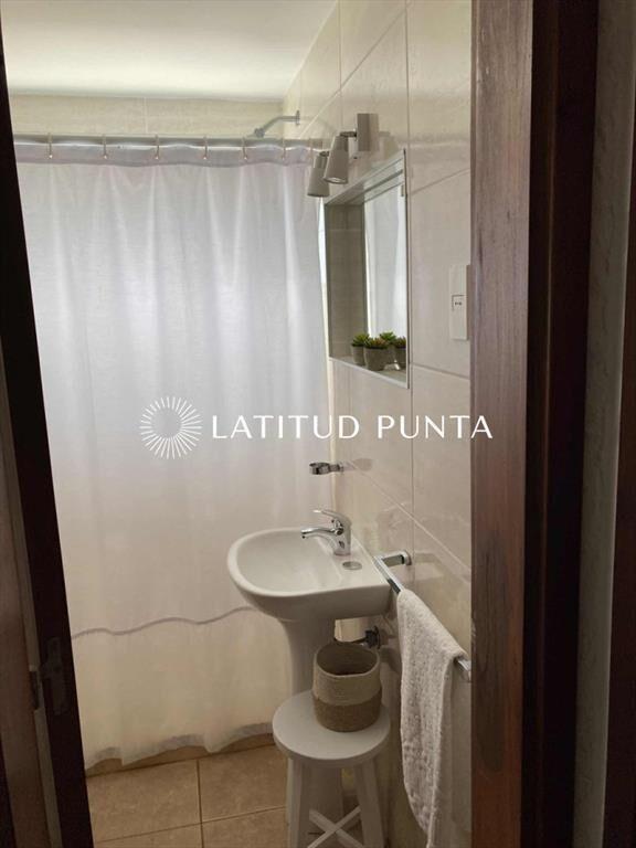 Apartamento a pasos de playa brava