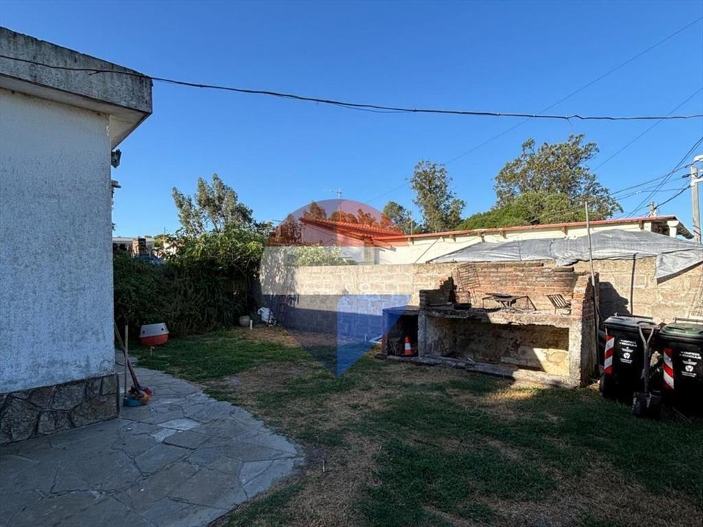 VENTA CASA GRAN TERRENO ESQUINA, ATLÁNTIDA