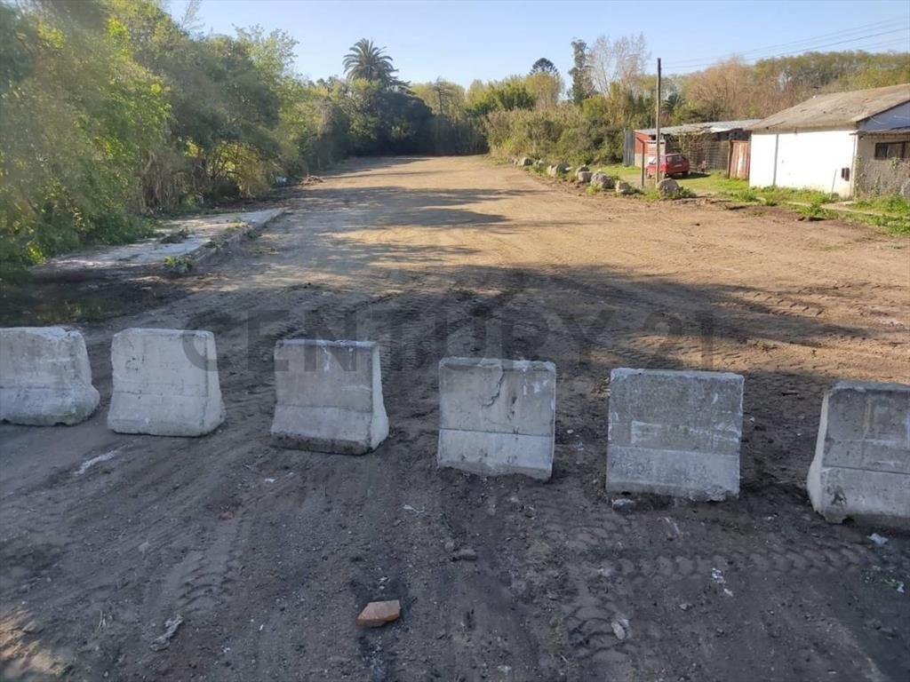 Terreno en Lezica, gran Metraje, acepta Permuta