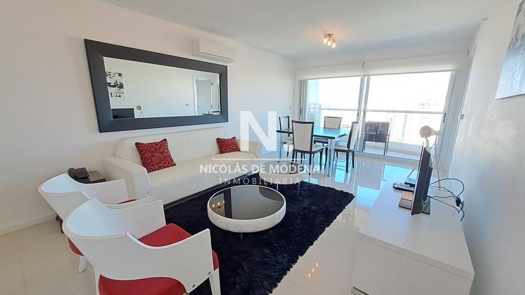 Espectacular apartamento en Playa Brava. Ref.