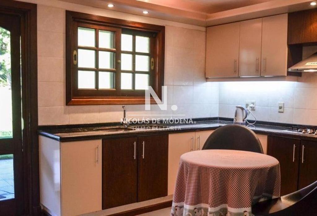 Chalet en Beverly Hills, Punta del Este