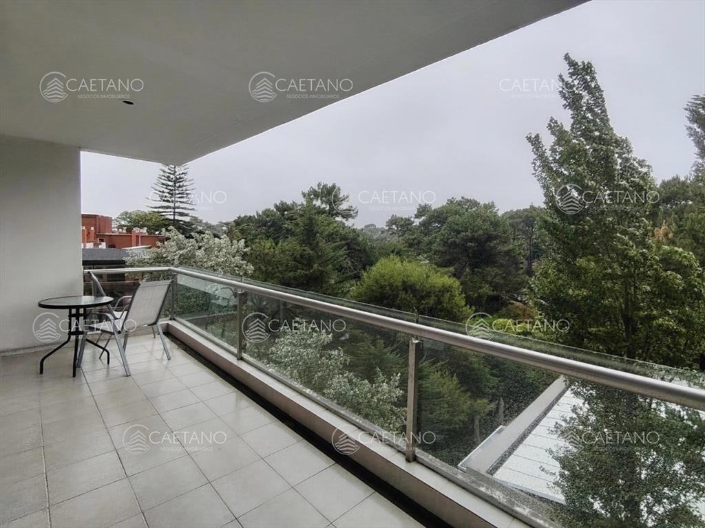 Alquiler temporal, apartamento 2 dormitorios. del