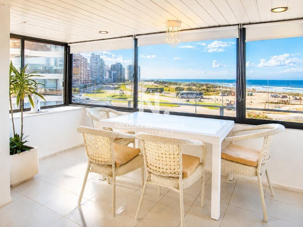 Apartamento de 3 dormitorios en Playa brava