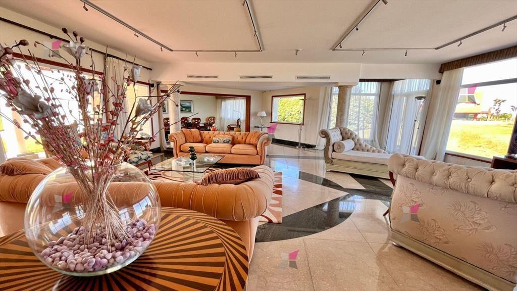 Venta Exclusiva mansion en playa mansa