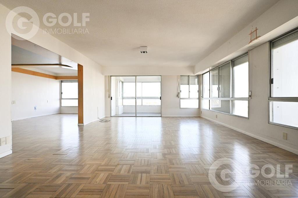Apartamento en venta de 4 dormitorios en Puerto de Buceo