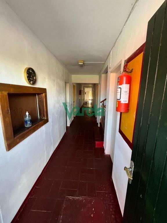 Exclusivo Complejo, casa principal y 10 con a mts