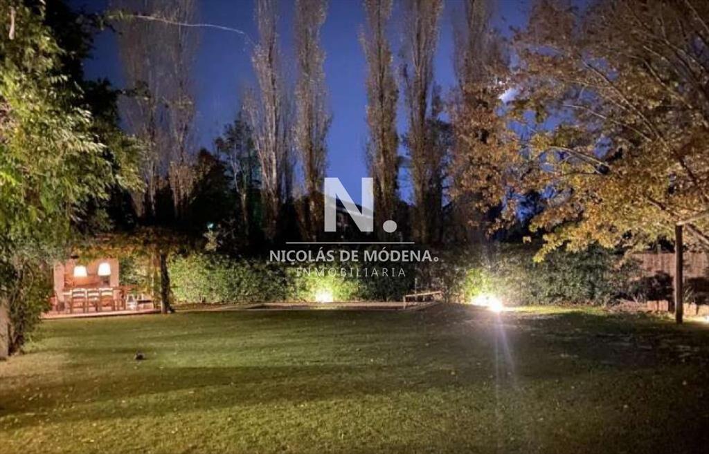 Casa en venta de 4 suites en Punta del Este