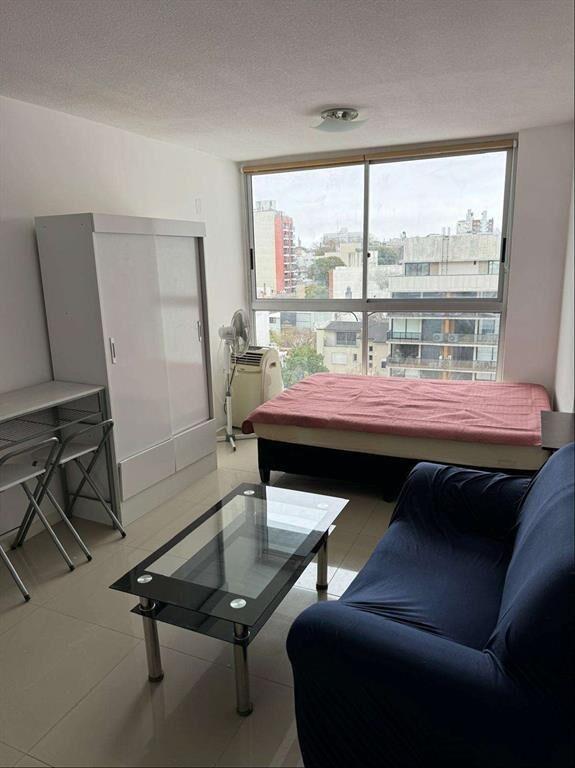Monoambiente en Alquilier, amoblado en Pocitos.