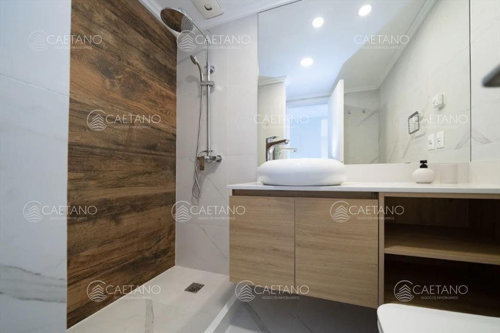 Apartamento en Alquiler de 2 dormitorio frente al