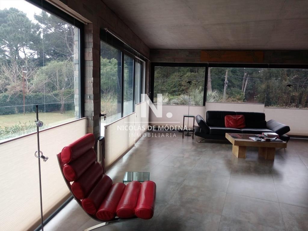Hermosa casa en venta de 2 dormitorios.