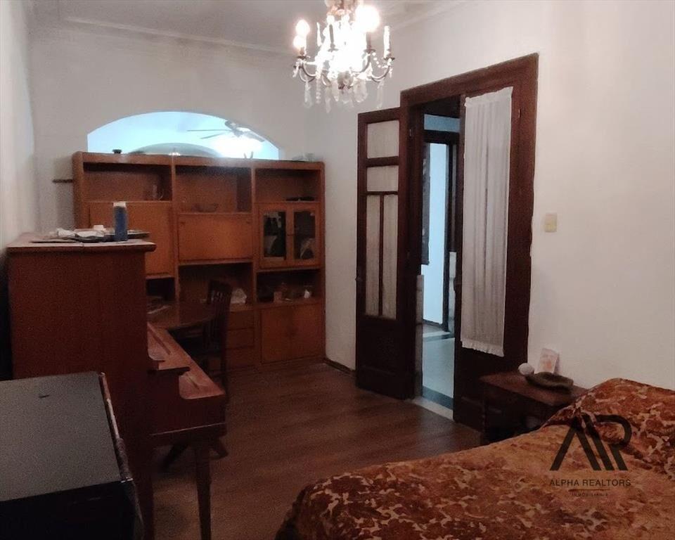 Venta Casa de 4 dormitorios con Cochera, Altillo y Azote...