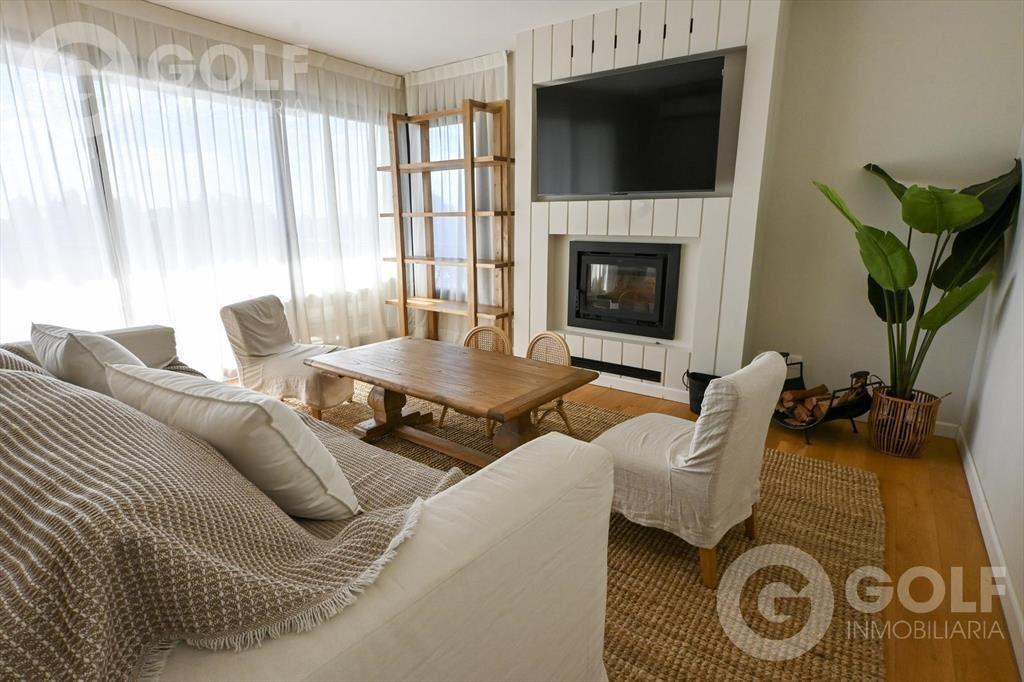 Alquiler de apartamento de 3 dormitorios en Parque Miramar