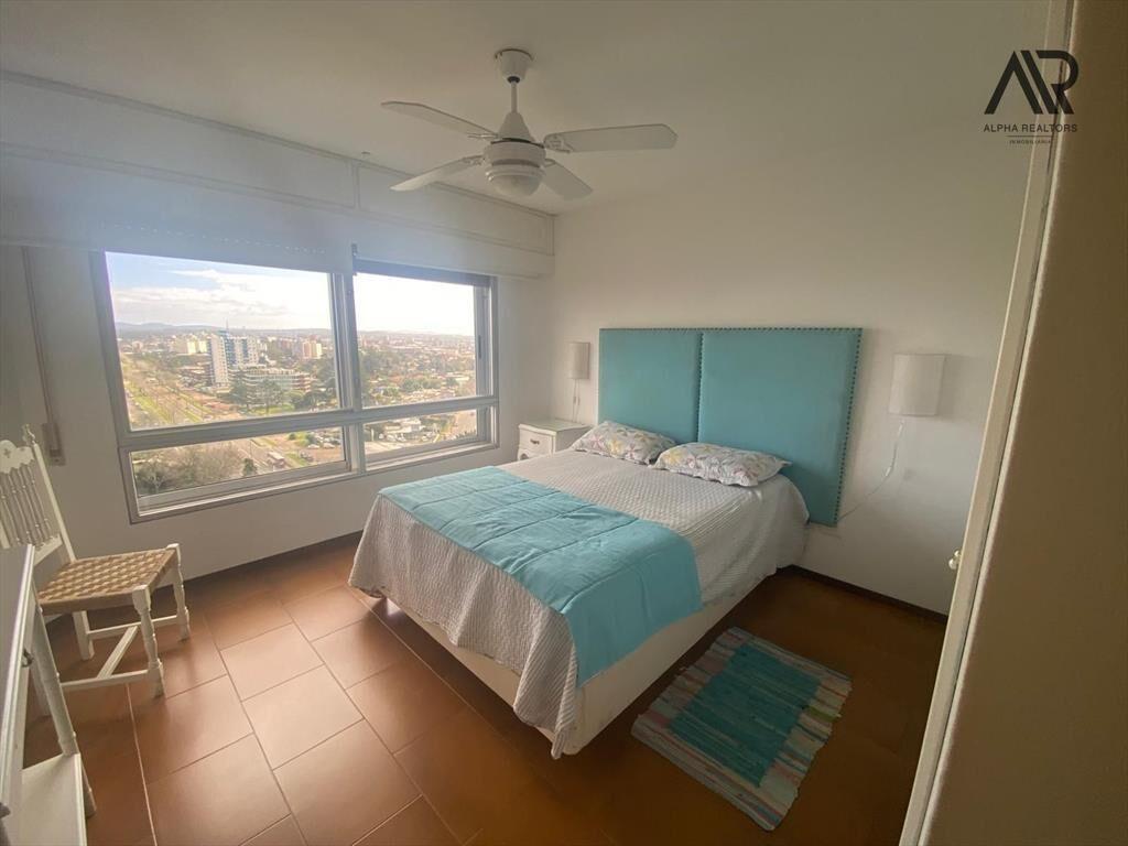 Apartamento en venta c/ cochera en Roosevelt