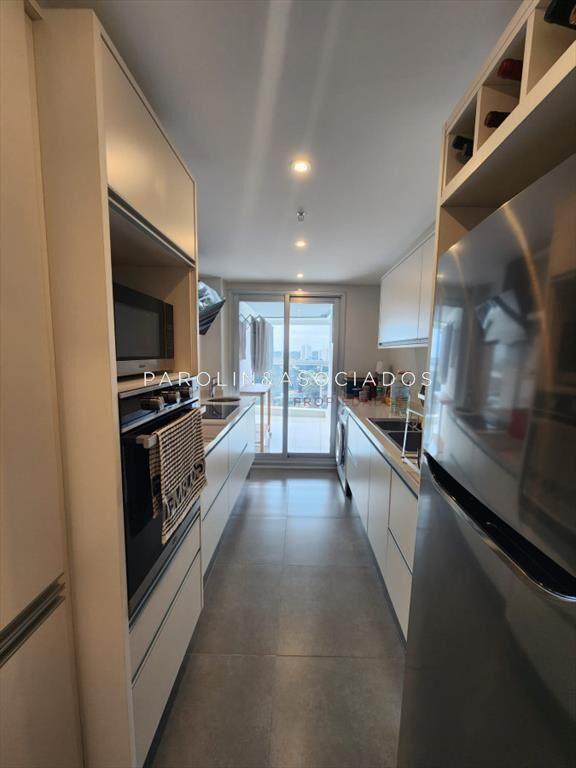 EDIFICIO MIAMI BOULEVARD II, UNIDAD LATERAL EN VENTA, 2 DOR