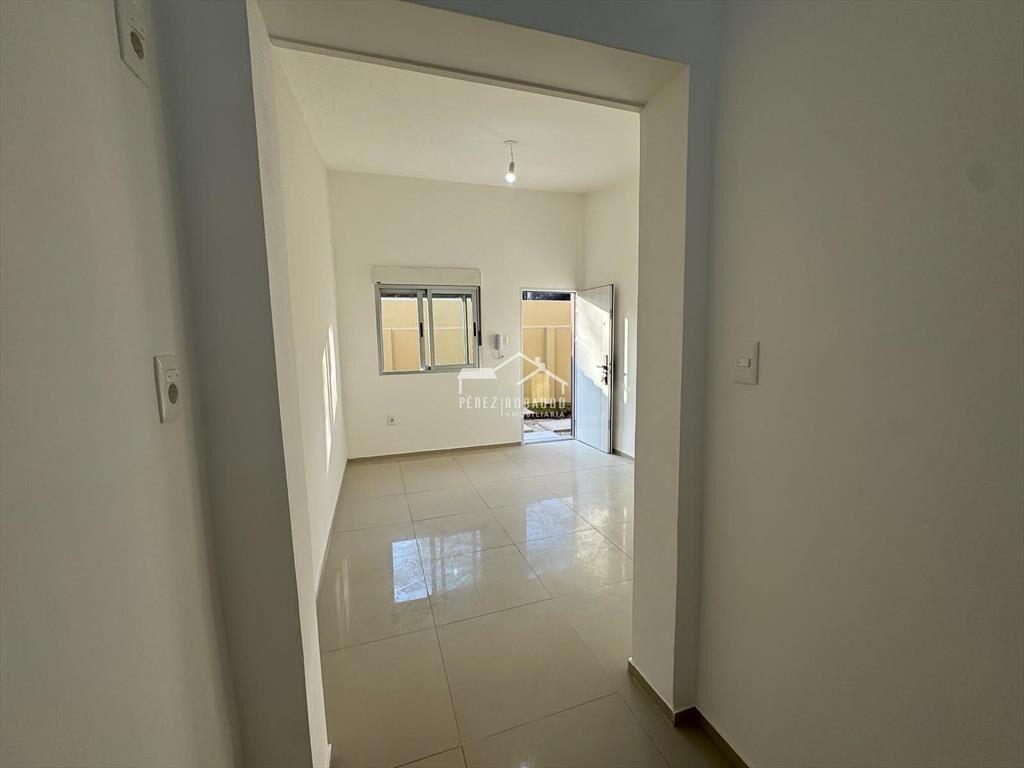 Venta apartamento de 1 dormitorio, planta baja- Carrasco No