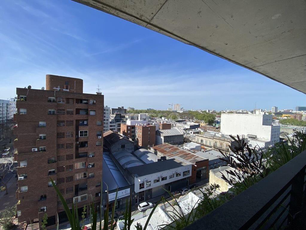 Apartamento en Venta de 3 Dormitorios y 2 baños en la Aguad