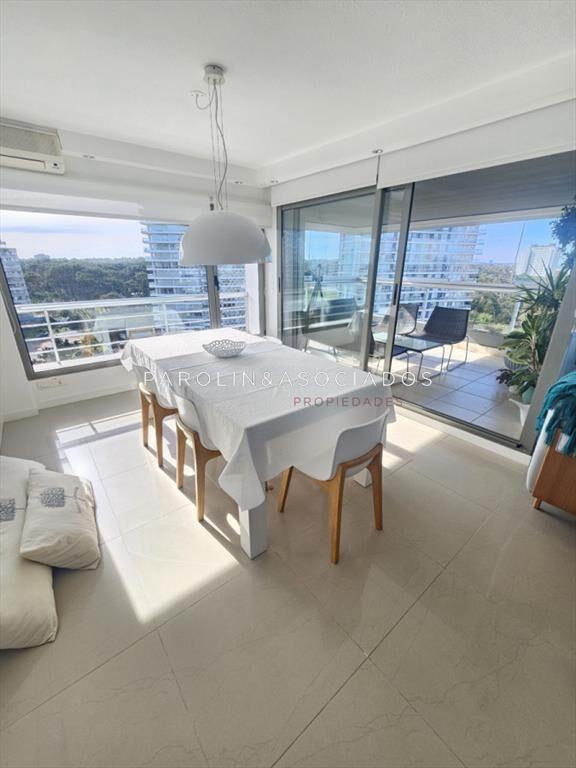 Apartamento en venta en Marigot, Punta del Este.
