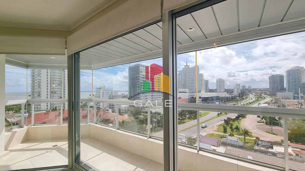 Apartamento 3 dormitorios + dep, terraza con de