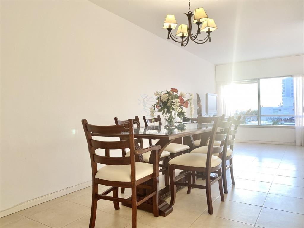 Venta apartamento de 2 dormitorios en Península,