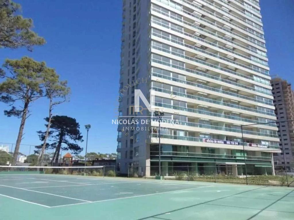Alquila apartamento de 1 dormitorio en Punta del Este.