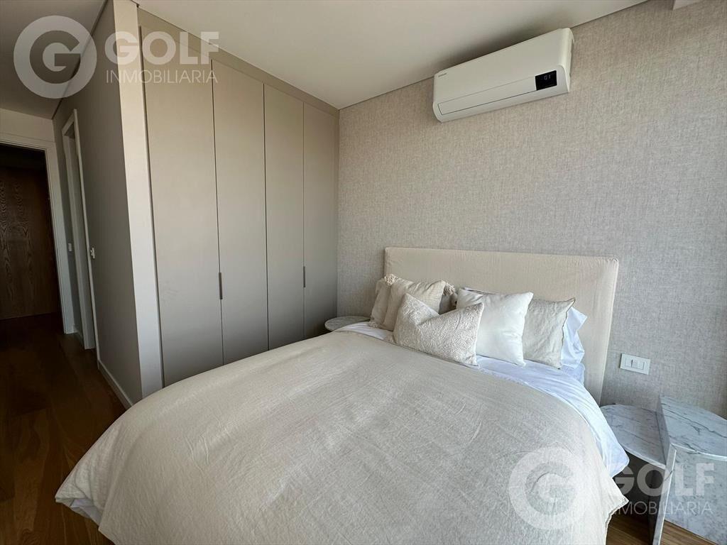 Venta de Apartamento de 2 Dormitorios en la Rambla de Carra