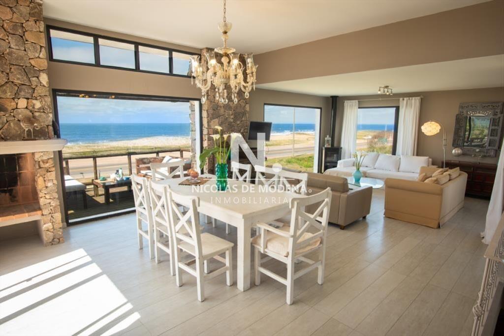 asa en venta con vista al mar de 4 dormitorios al