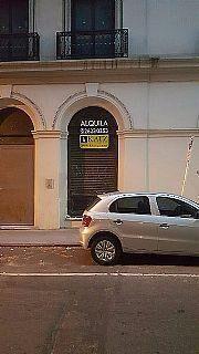 Ituzaingó casi Peatonal Sarandí