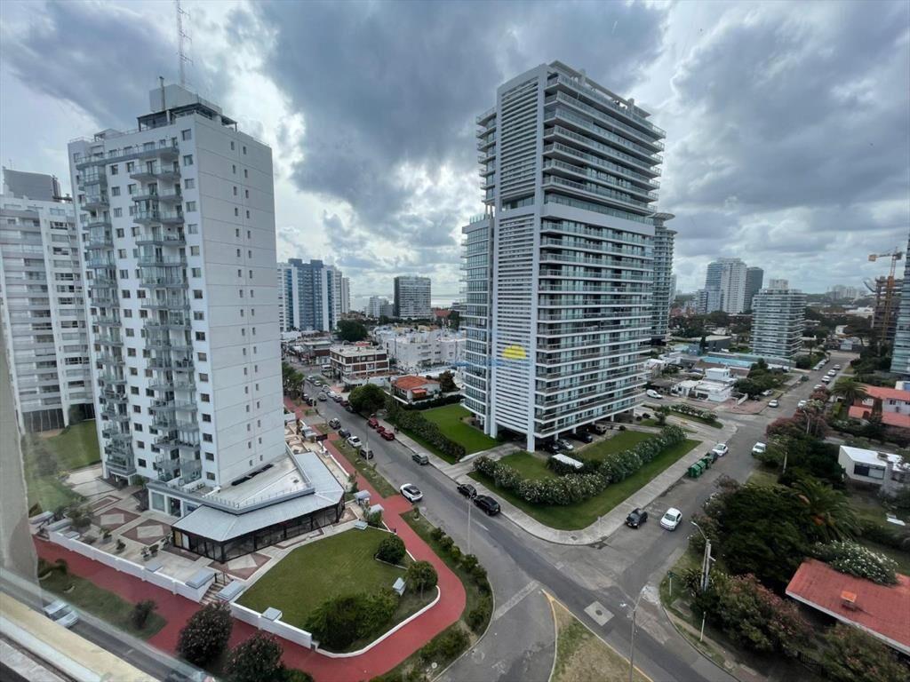 Departamento en venta en Brava - Punta del Este 1