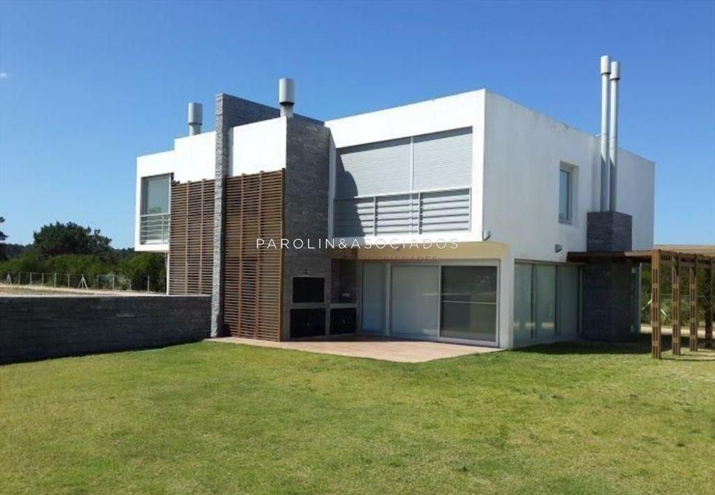Casa en Venta de 3 dormitorios en Silente, Punta del Este