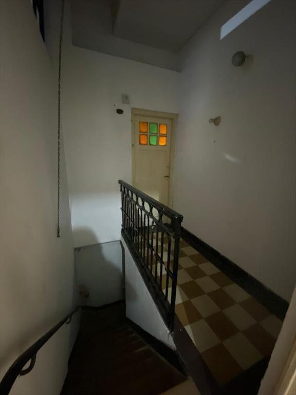 Venta apartamento de 4 dormitorios y 2 locales comerciales