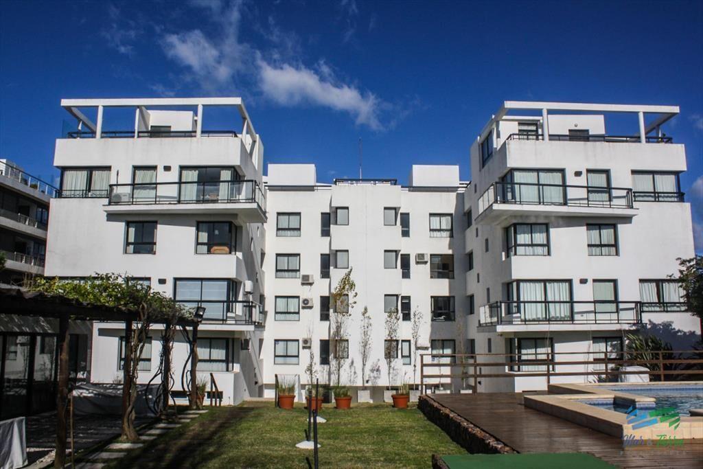 En Venta Apartamento 3 Dormitorios playa Brava,
