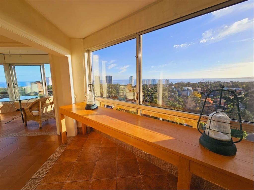 VENTA APARTAMENTO PUNTA DEL ESTE ESTUPENDA VISTA PISO ALTO