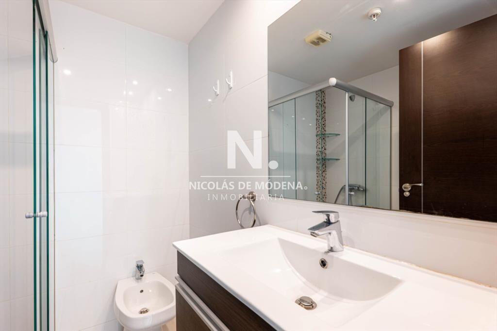 Apartamento en Venta, 2 Dormitorios - Punta del