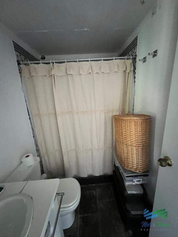 Casa en Barrio privado con piscina y cancha de
