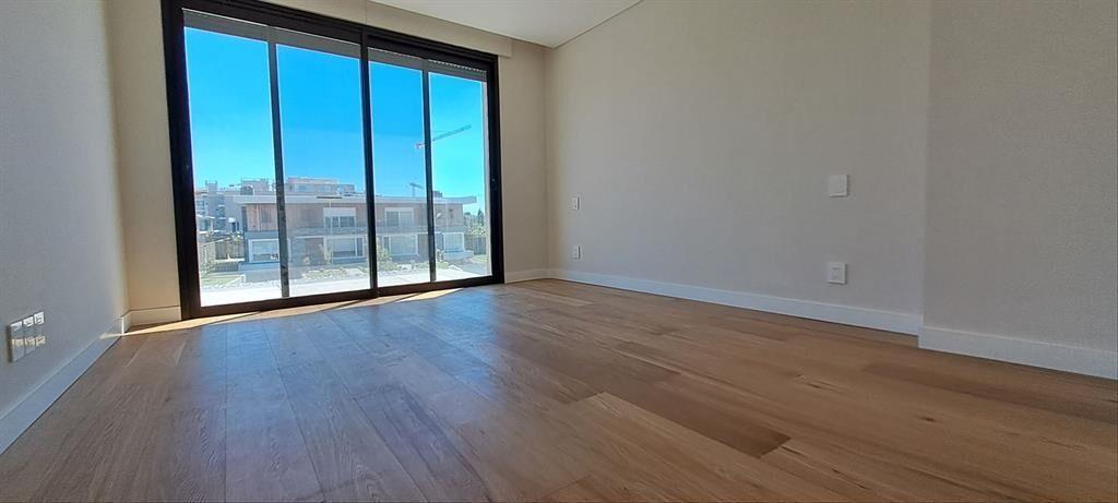 VENTA CASA ESTRENAR BARRIO PARQUE II 4 DORMITORIOS EN SUITE