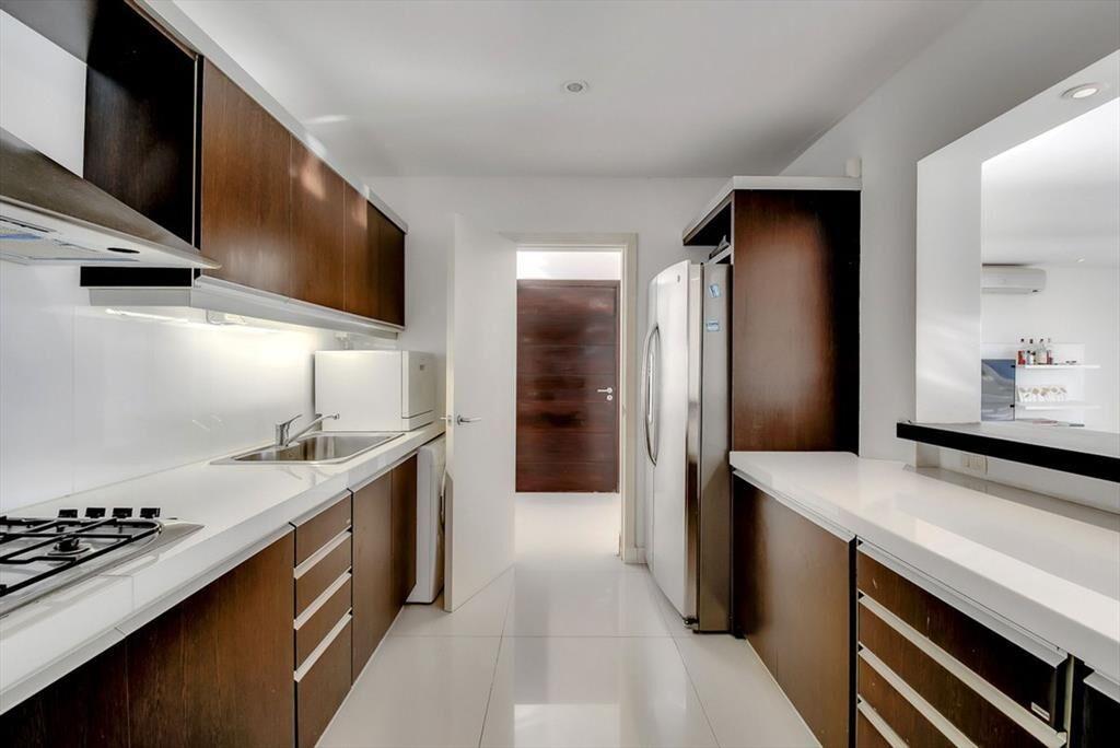 VENTA EN PUNTA BALLENA 3 DORMITORIOS CON PISCINA