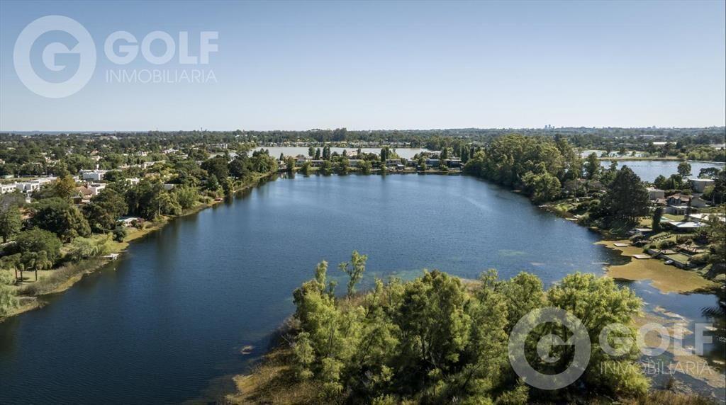 Venta de apartamento de 2 dormitorios con parrillero - Parq